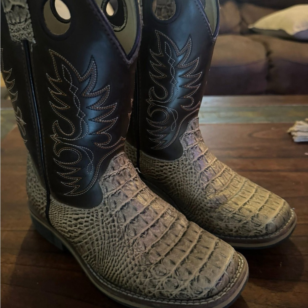 Kids Western Style Boots - Black and Tan